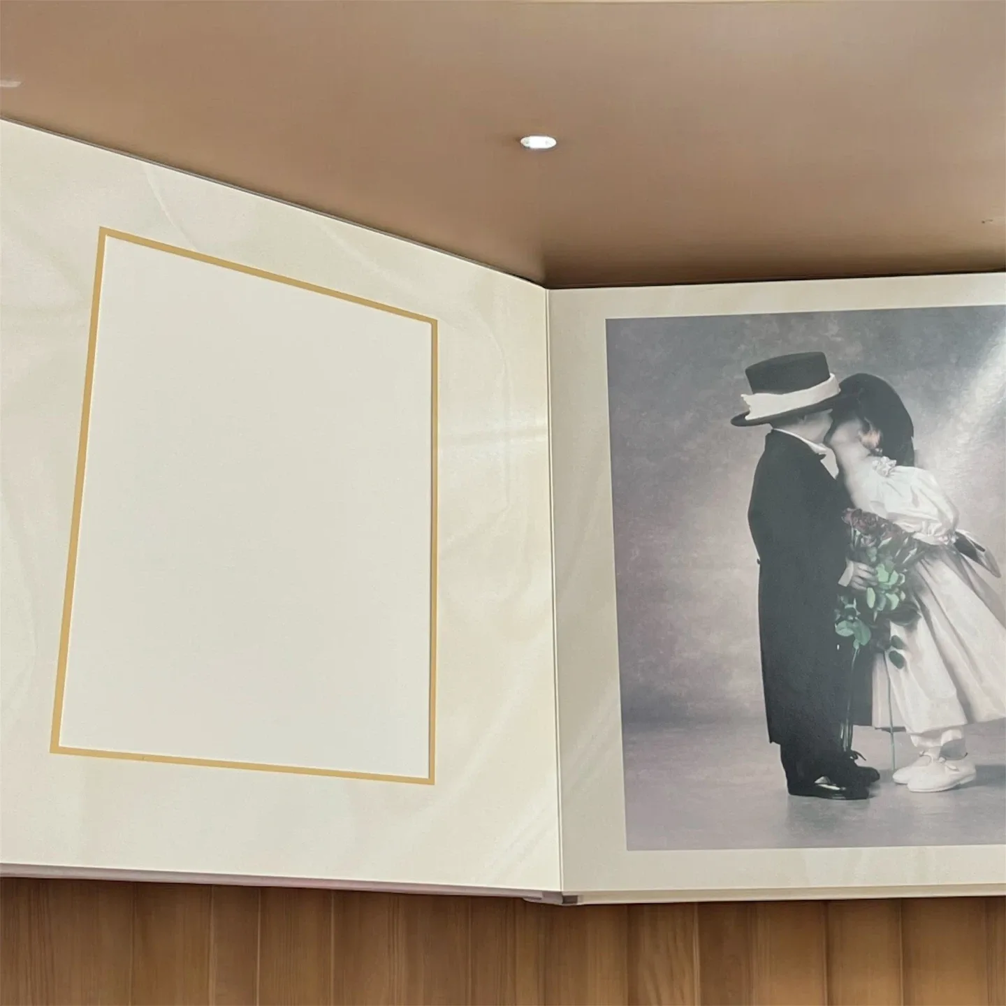 NEW Anne Geddes Wedding Hard Cover Photo Album 1997 Photography image indicator(5)