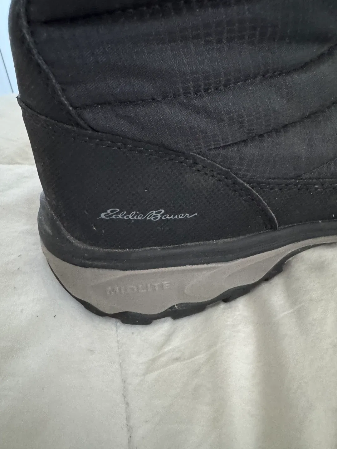Ladies Size 11 Eddie Bauer Winter Boots image indicator(4)