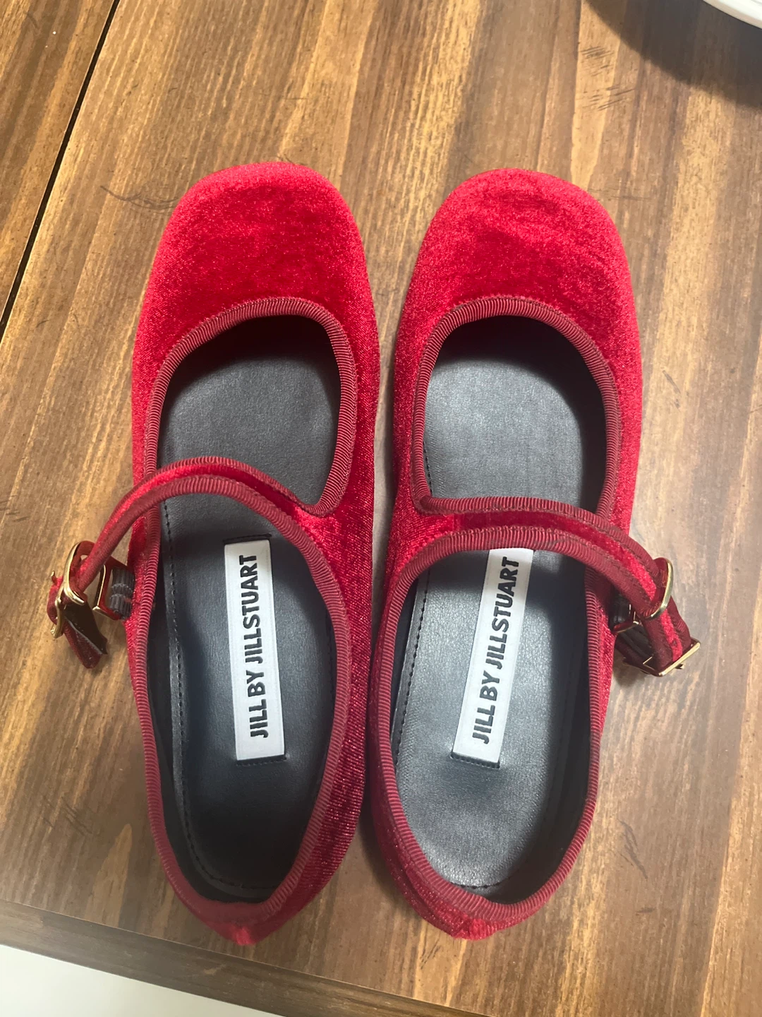Jill by Jill Stuart Red Velvet Shoes - Size 245