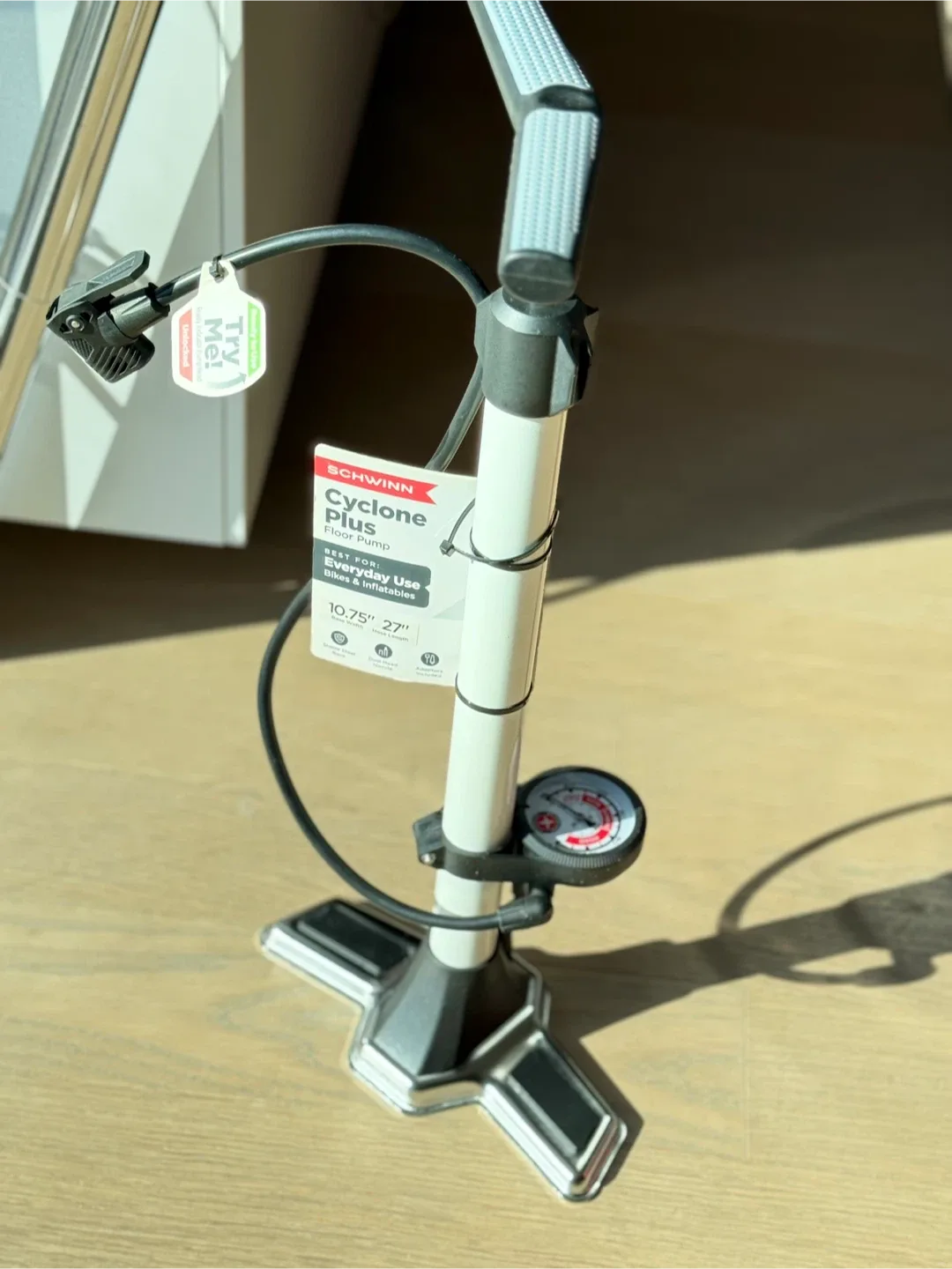 Schwinn Cyclone Plus Floor Pump - Like New! image indicator(6)