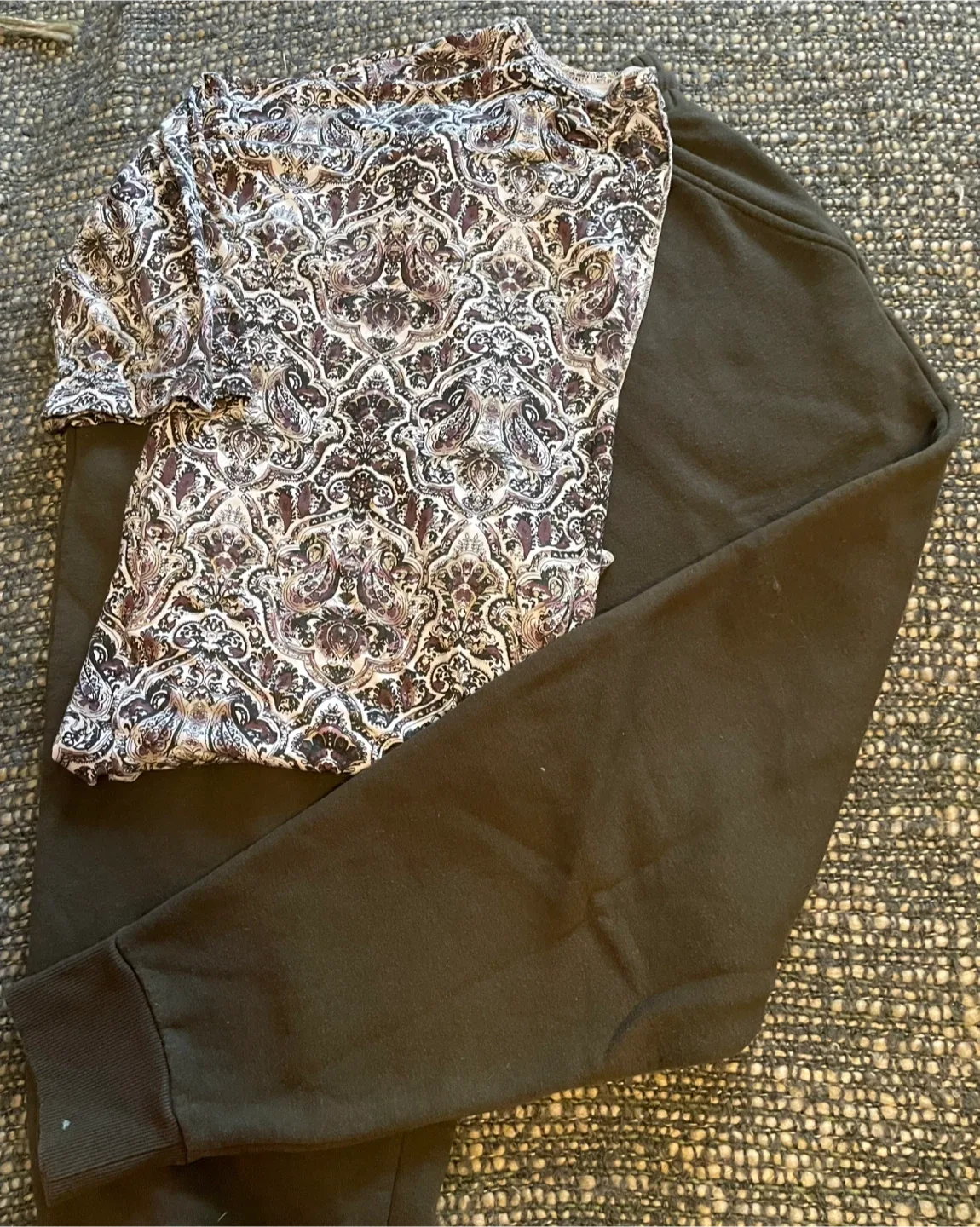 Pretty Brown Paisley Top by Cleo image indicator(2)