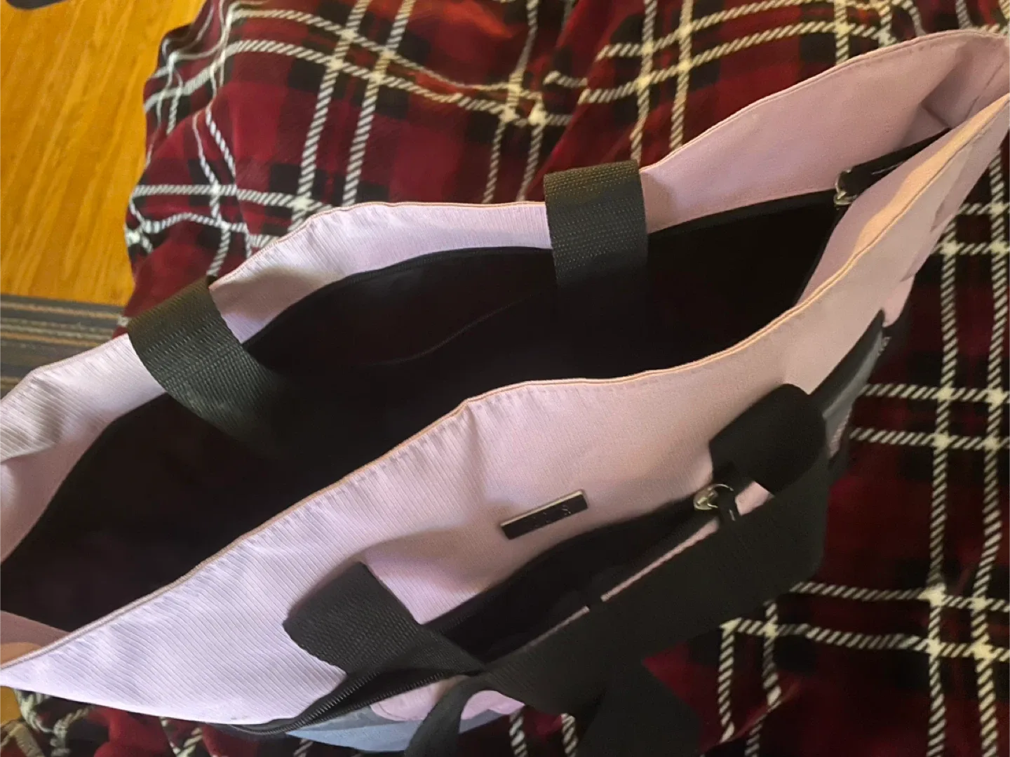 Roots Lilac Tote Bag image indicator(4)