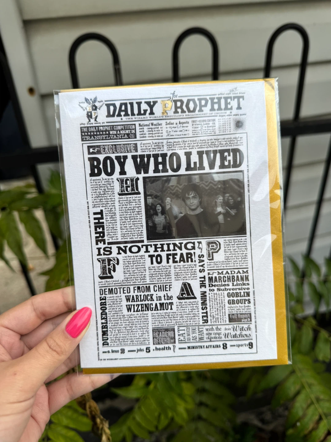Harry Potter Daily Prophet 'Boy Who Lived' Card - photo 2