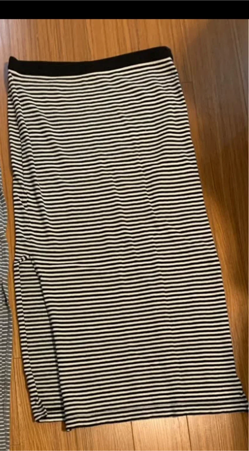 Striped Skirt - Black & White