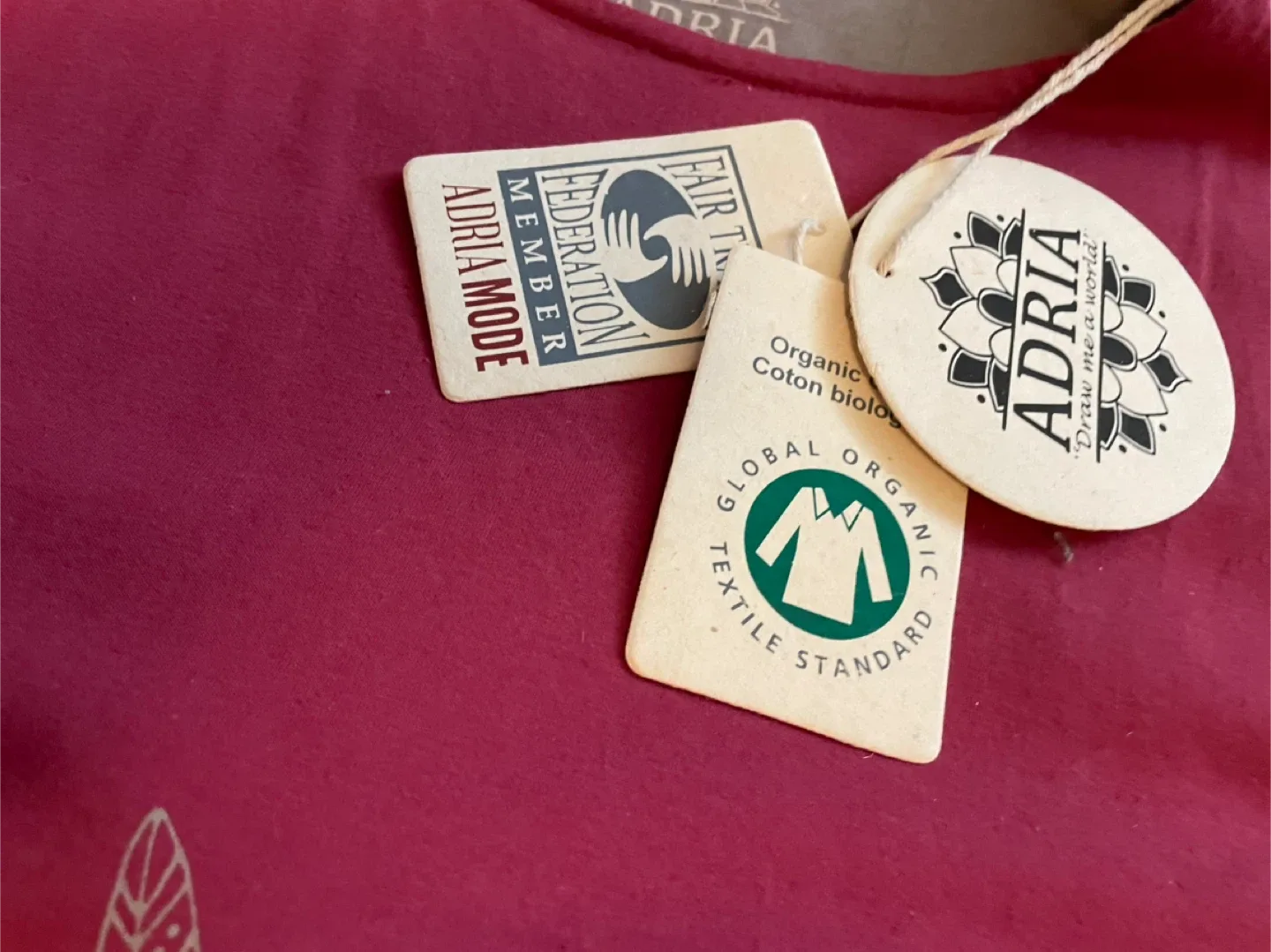 ORGANIC COTTON DEEP PINK TOP image indicator(3)