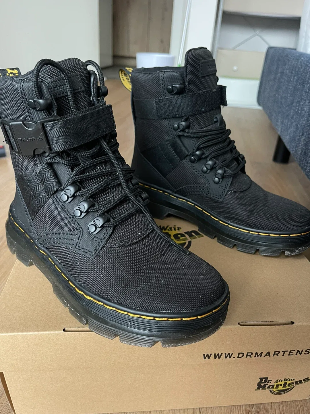 Dr. Martens Combs Tech Boot Black Size 8 image indicator(3)