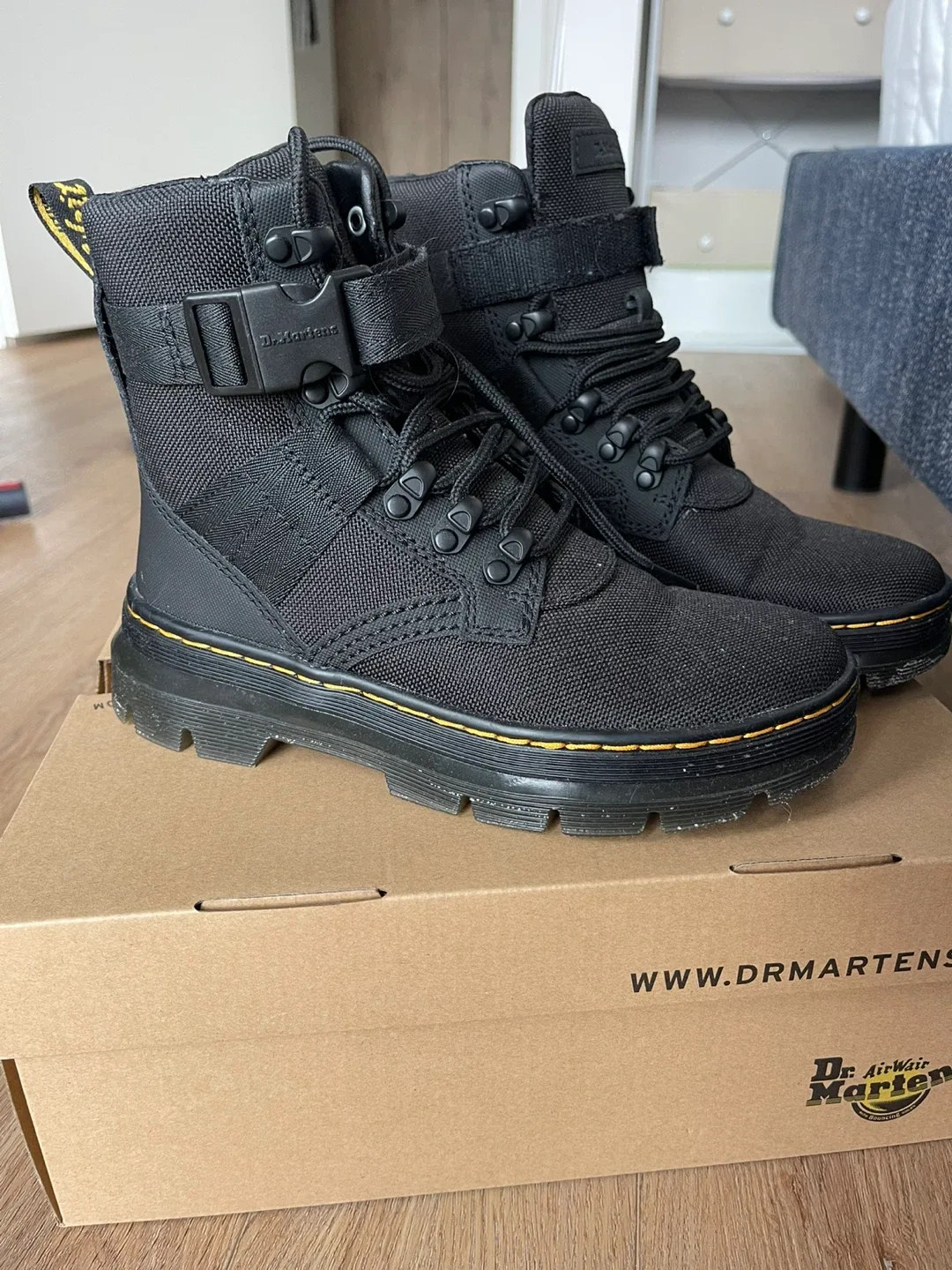 Dr. Martens Combs Tech Boot Black Size 8 image indicator(2)
