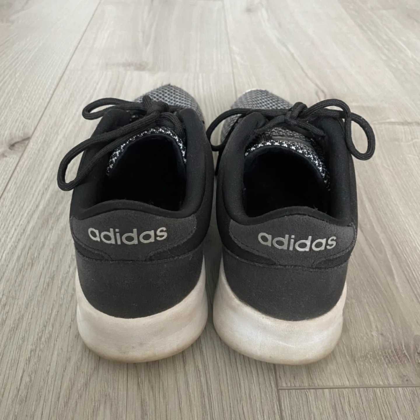 ADIDAS Cloudfoam Running Shoes / Sneakers (6 US)