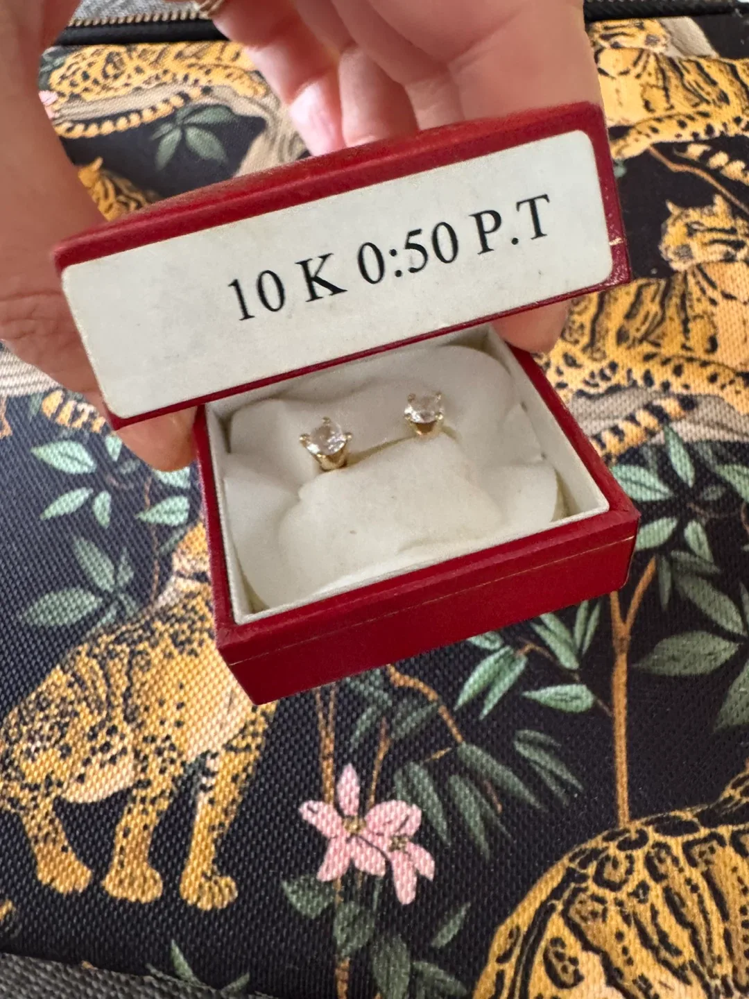 10K Gold 0.50 P.T. CZ Stud Earrings image indicator(4)