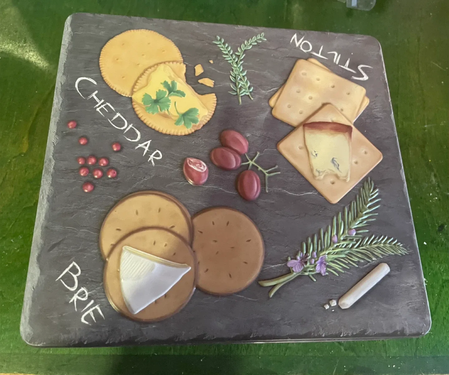 EMBOSSED CAN FOR CHEESE CRACKERS thumbnail