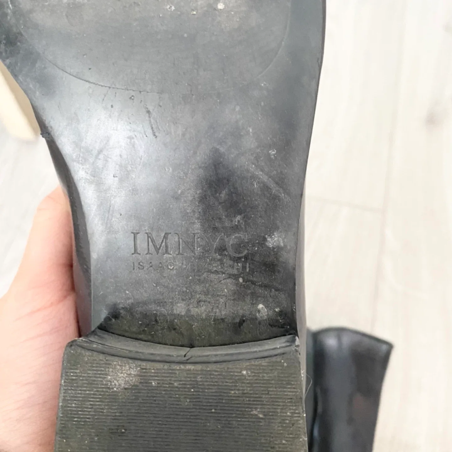 ISAAC MIZRAHI Patent Leather Loafers (6.5 US) image indicator(4)