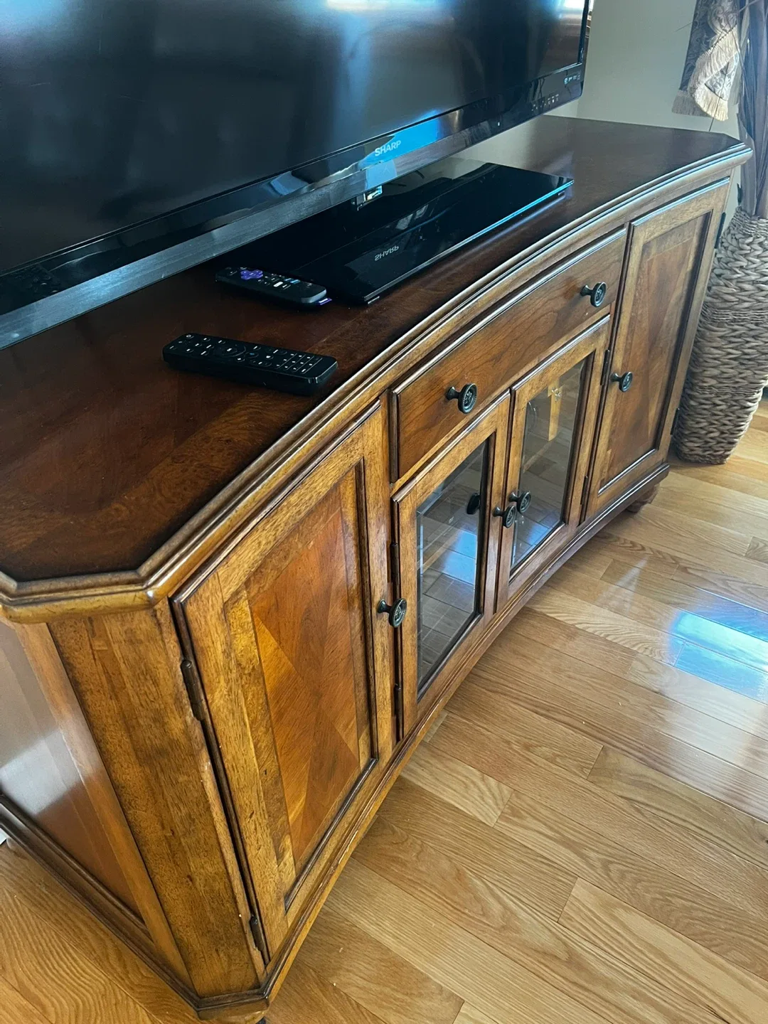 Wooden TV Stand/Entertainment Center image indicator(2)