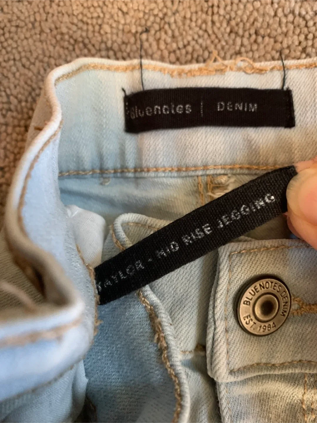 2 Ladies Jegging / Jeans Pants (small) for $12 image indicator(4)