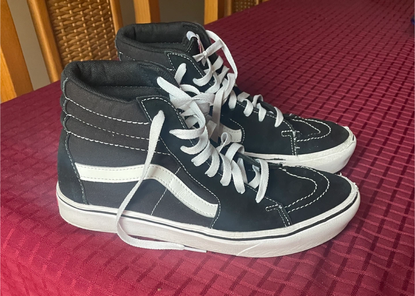 Vans Sk8-Hi Black/White - US Men's 9 / Women's 10.5
