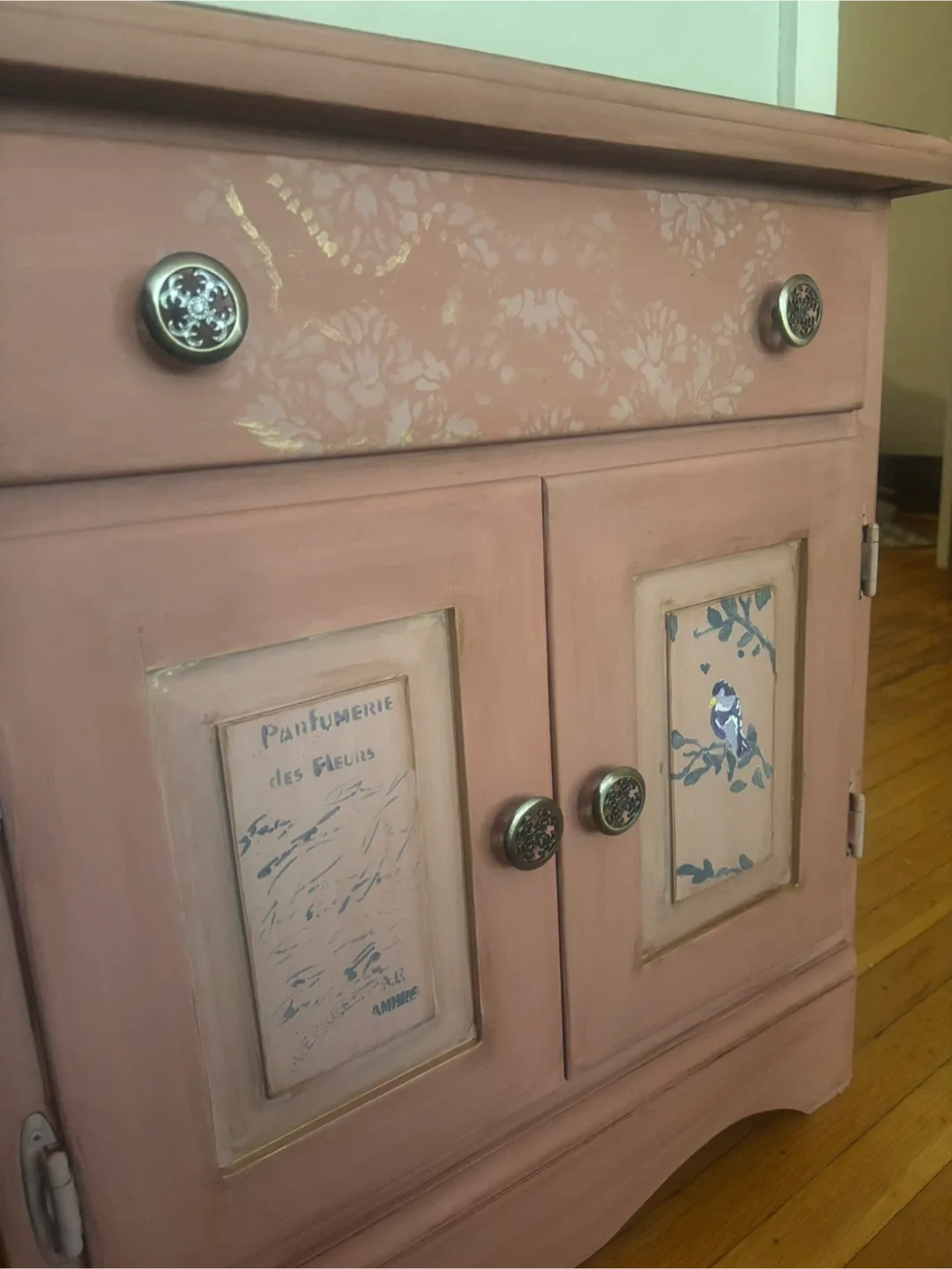 Painted Accent Cabinet with Drawer image indicator(6)