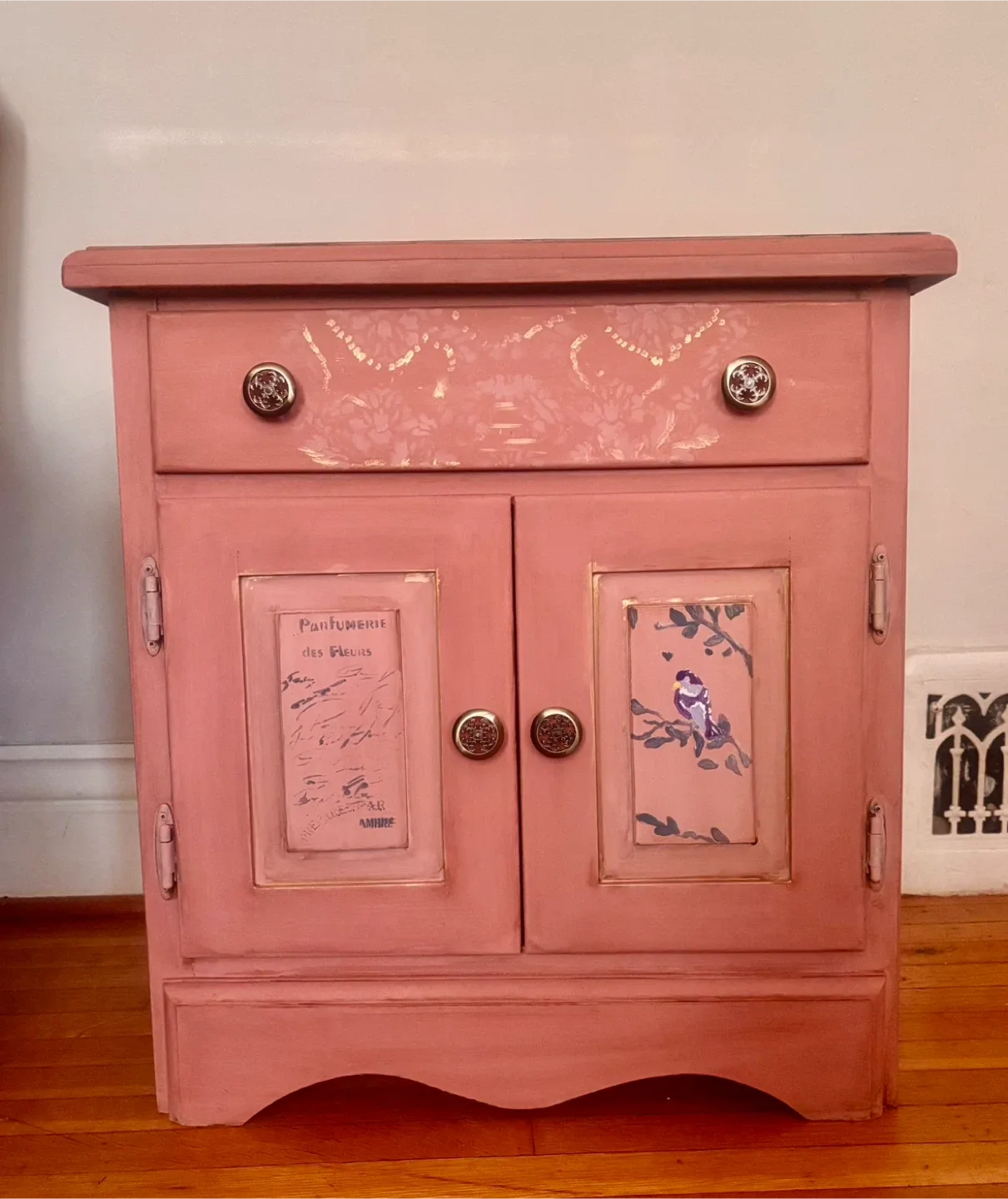 Painted Accent Cabinet with Drawer image indicator(7)