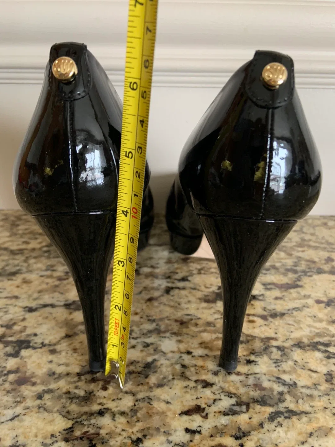 Stuart Weitzman Black Patent Leather Heels image indicator(5)