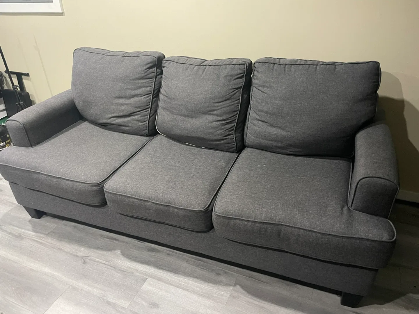 Grey Three-Seat Sofa image indicator(3)