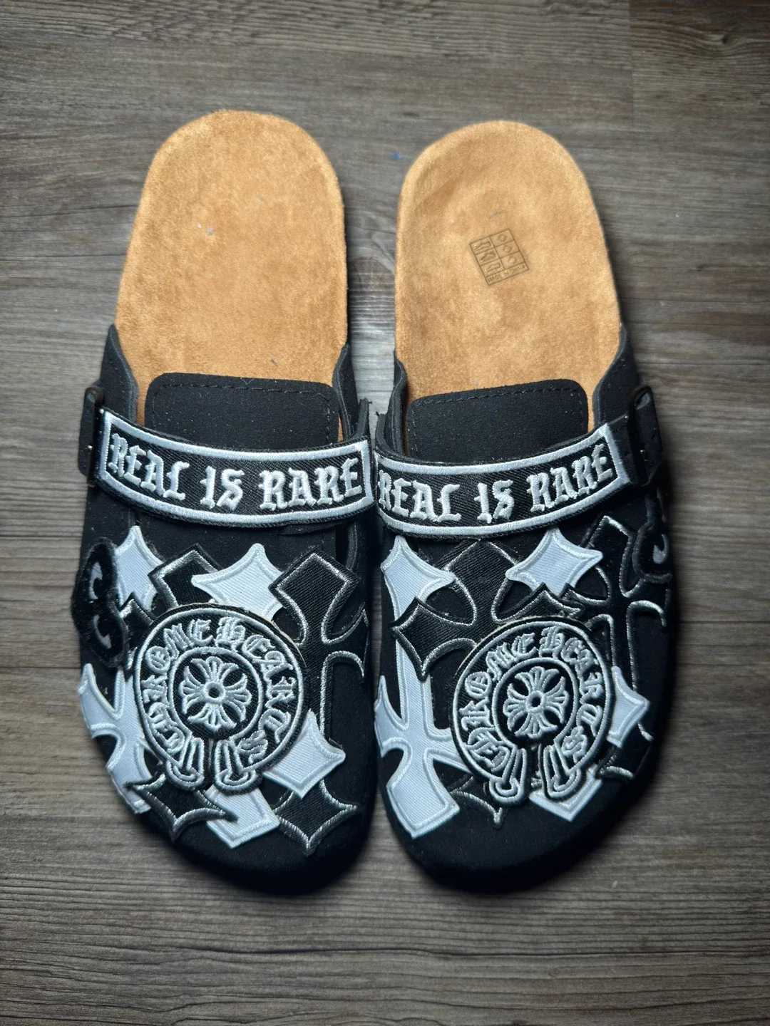 CUSTOM CLOGS - CLOGS + DESIGN image indicator(6)