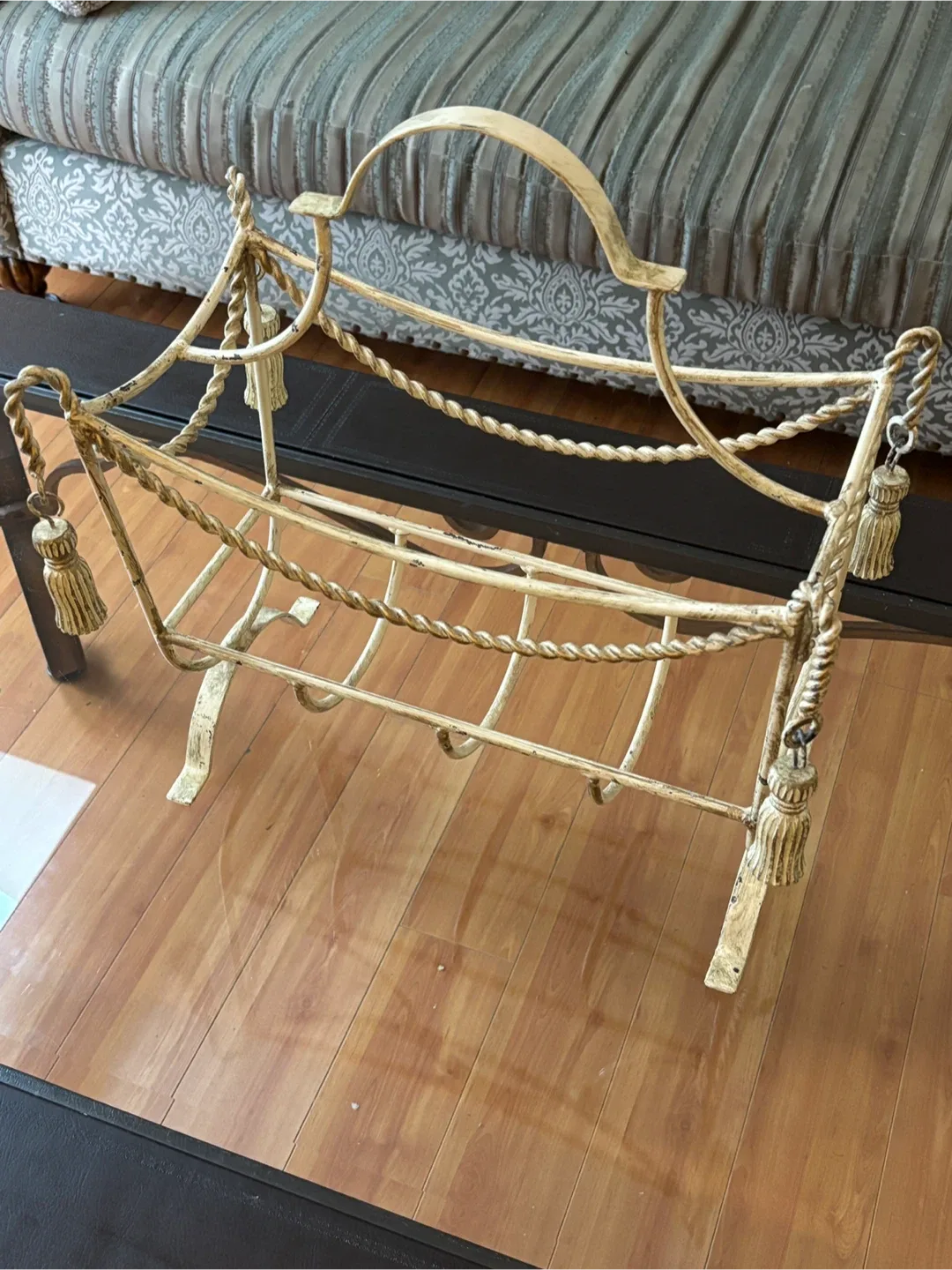 Vintage Wrought Iron Magazine Rack - Rope & Tassel Design image indicator(4)