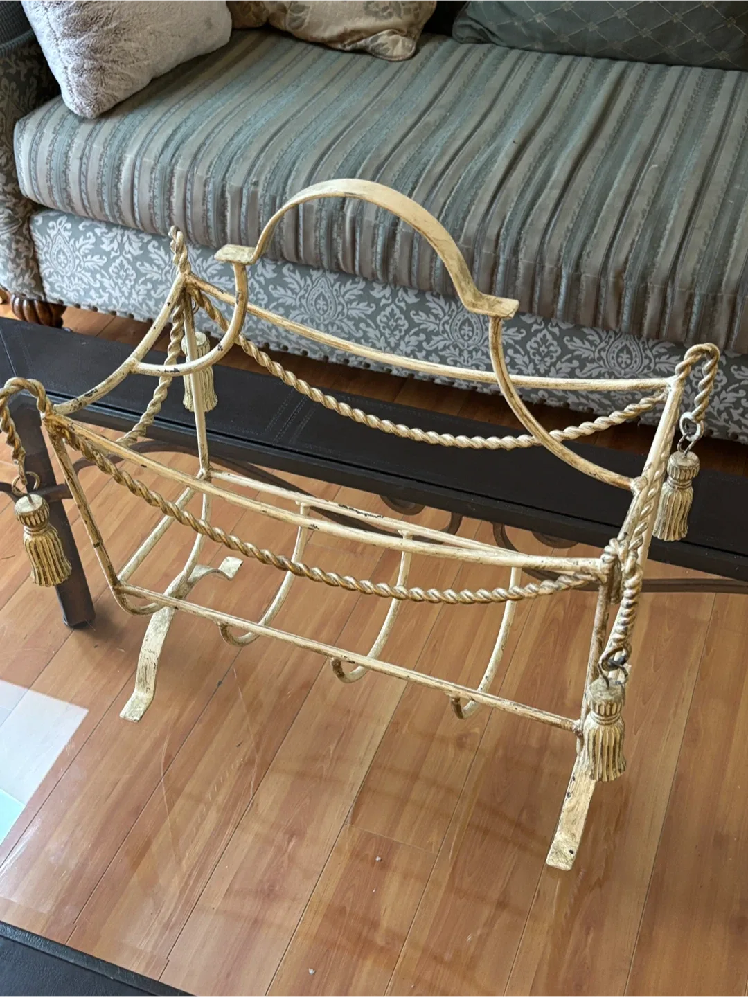 Vintage Wrought Iron Magazine Rack - Rope & Tassel Design image indicator(5)