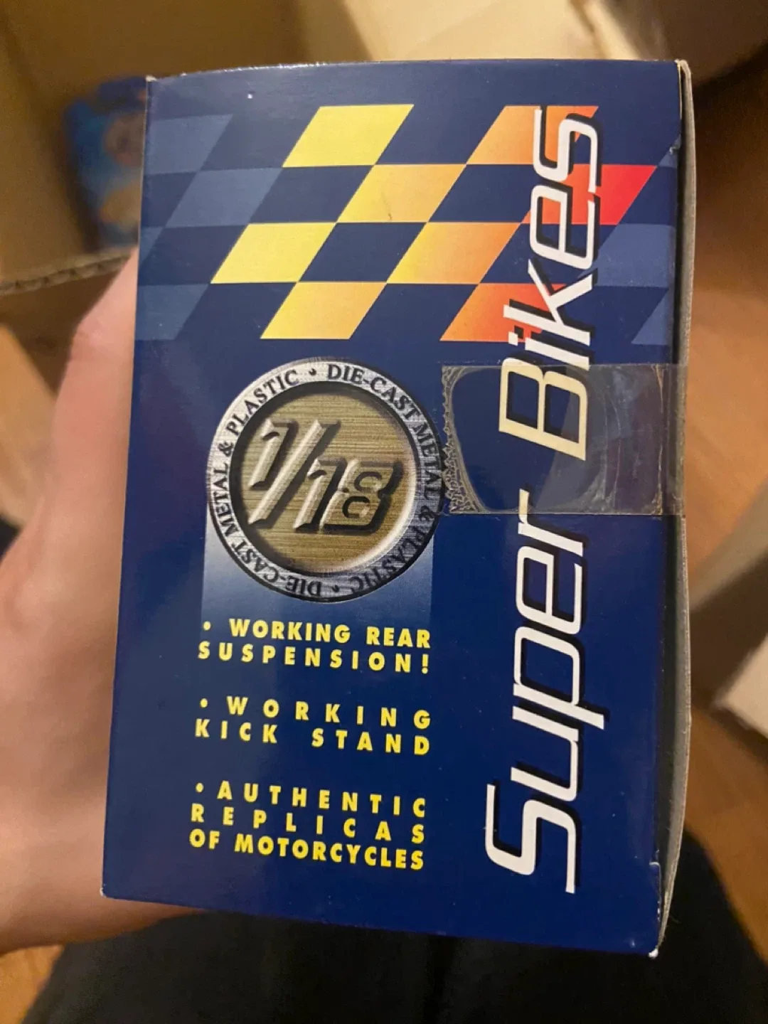 Motor Max Super Bikes Street Cruiser 1100S Diecast 1/18 Scale image indicator(5)