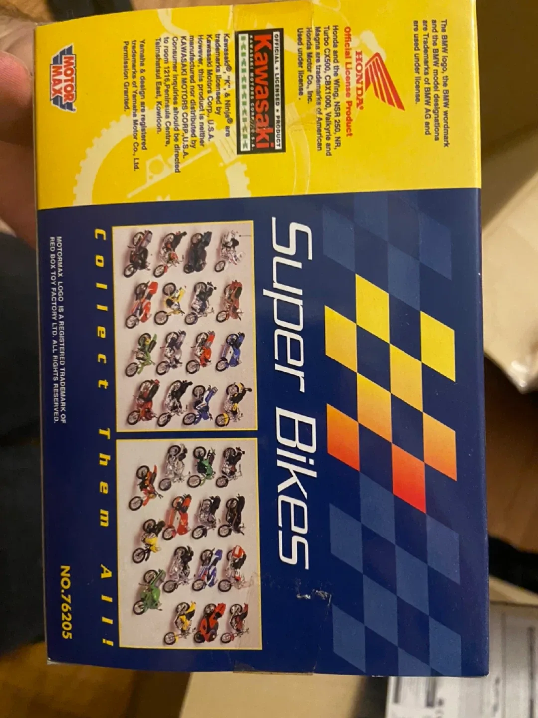 Motor Max Super Bikes Street Cruiser 1100S Diecast 1/18 Scale image indicator(4)