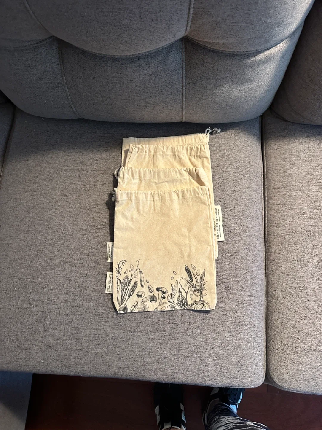 Sol + Spirit Reusable Produce Bags (Set of 3) image indicator(4)