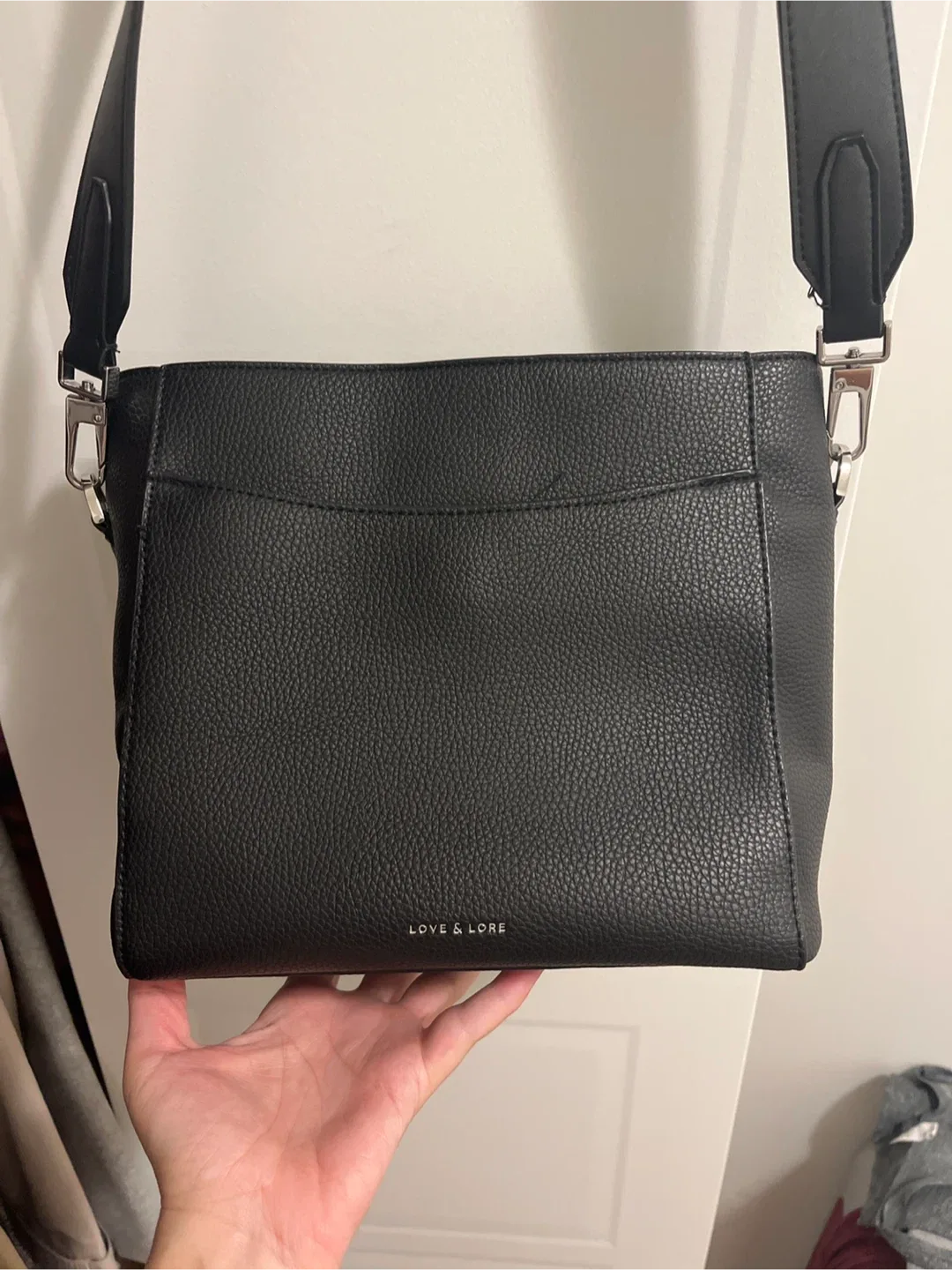 Love & Lore Black Crossbody Bag image indicator(2)