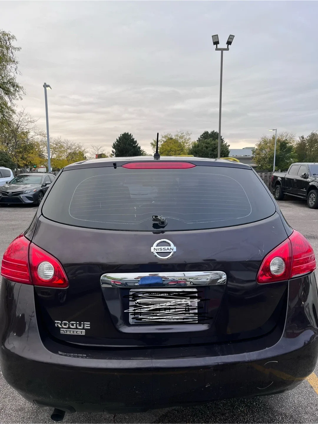 2015 Nissan Rogue Select S SUV image indicator(2)