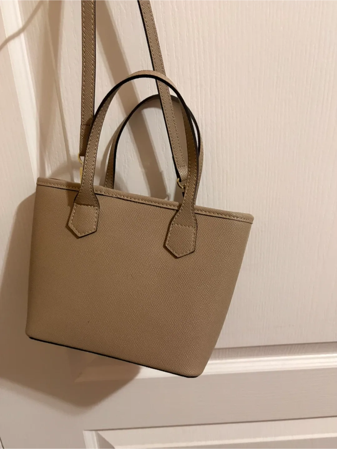 HOLB crossbody bag image indicator(3)