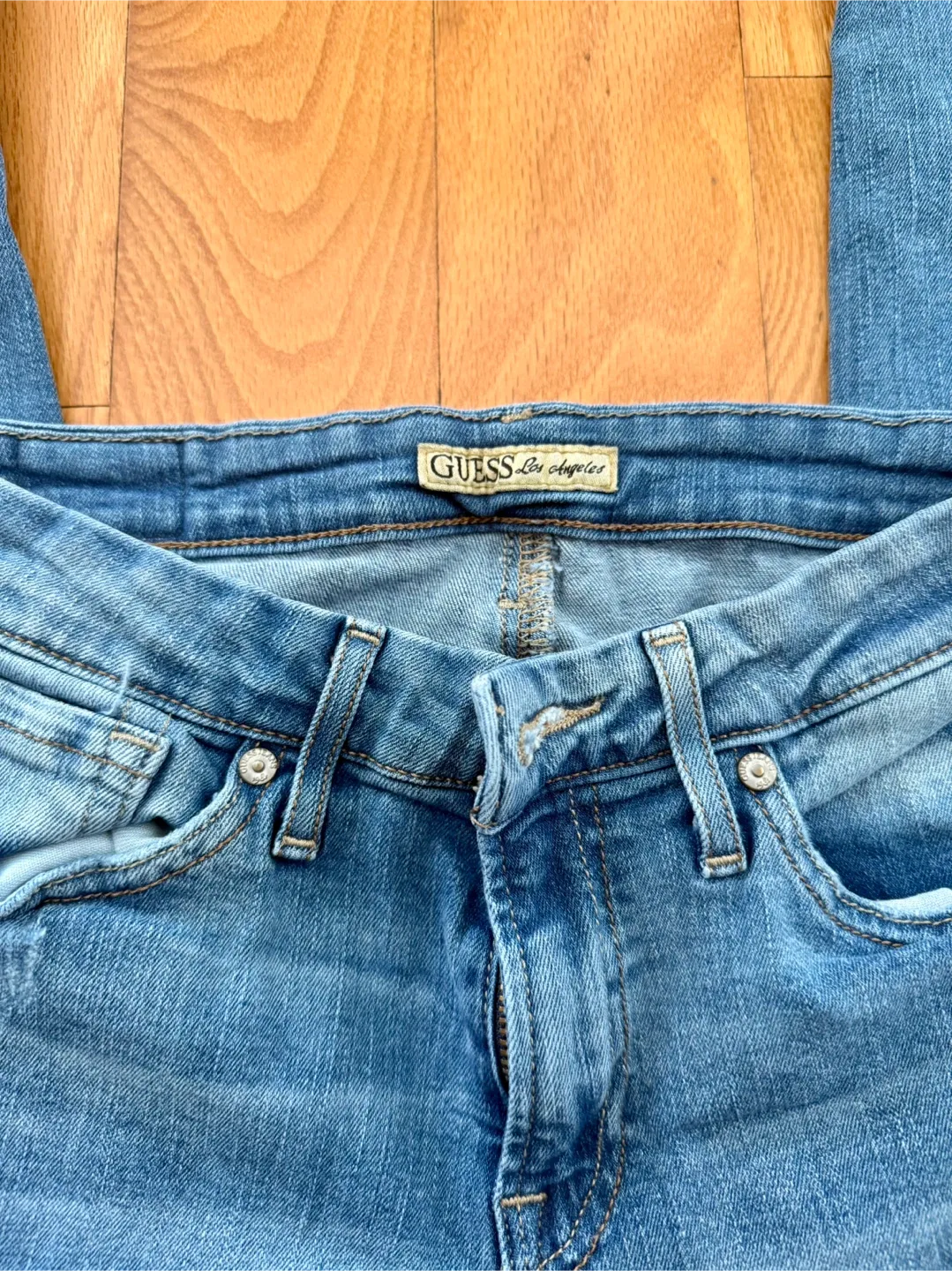 Guess Los Angeles Jeans Size 26 image indicator(3)