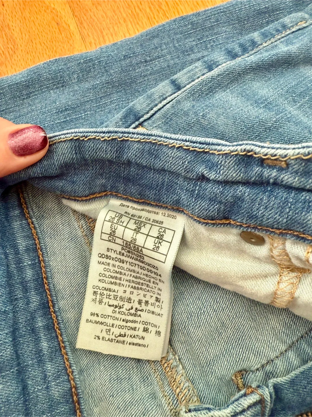 Guess Los Angeles Jeans Size 26 image indicator(4)