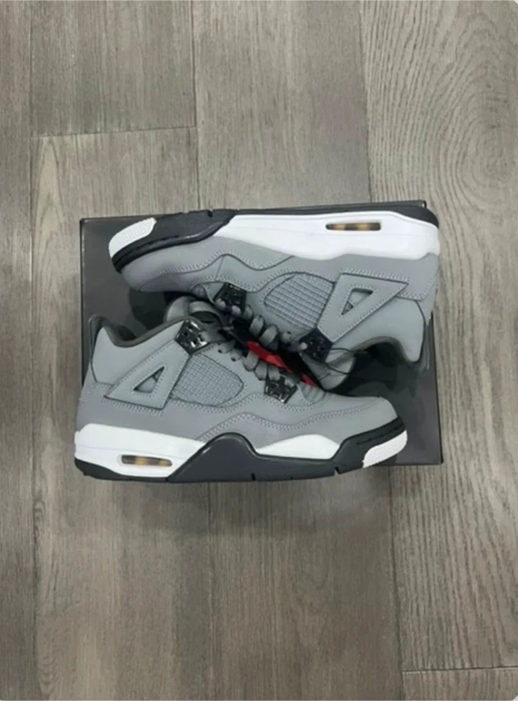 Air Jordan 4 Retro Grey Shoes thumbnail
