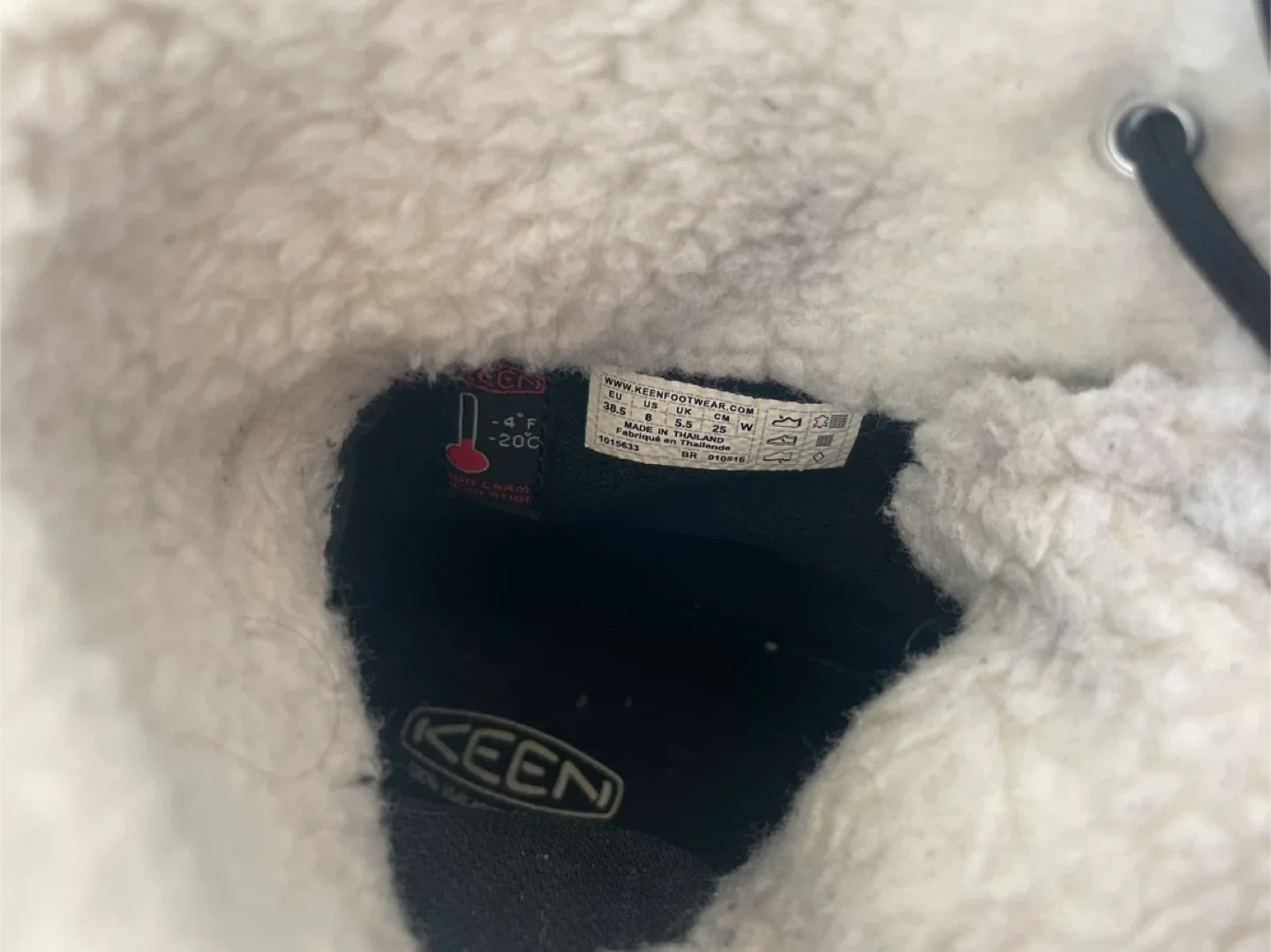 KEEN Waterproof Winter Boots - US 8 image indicator(4)