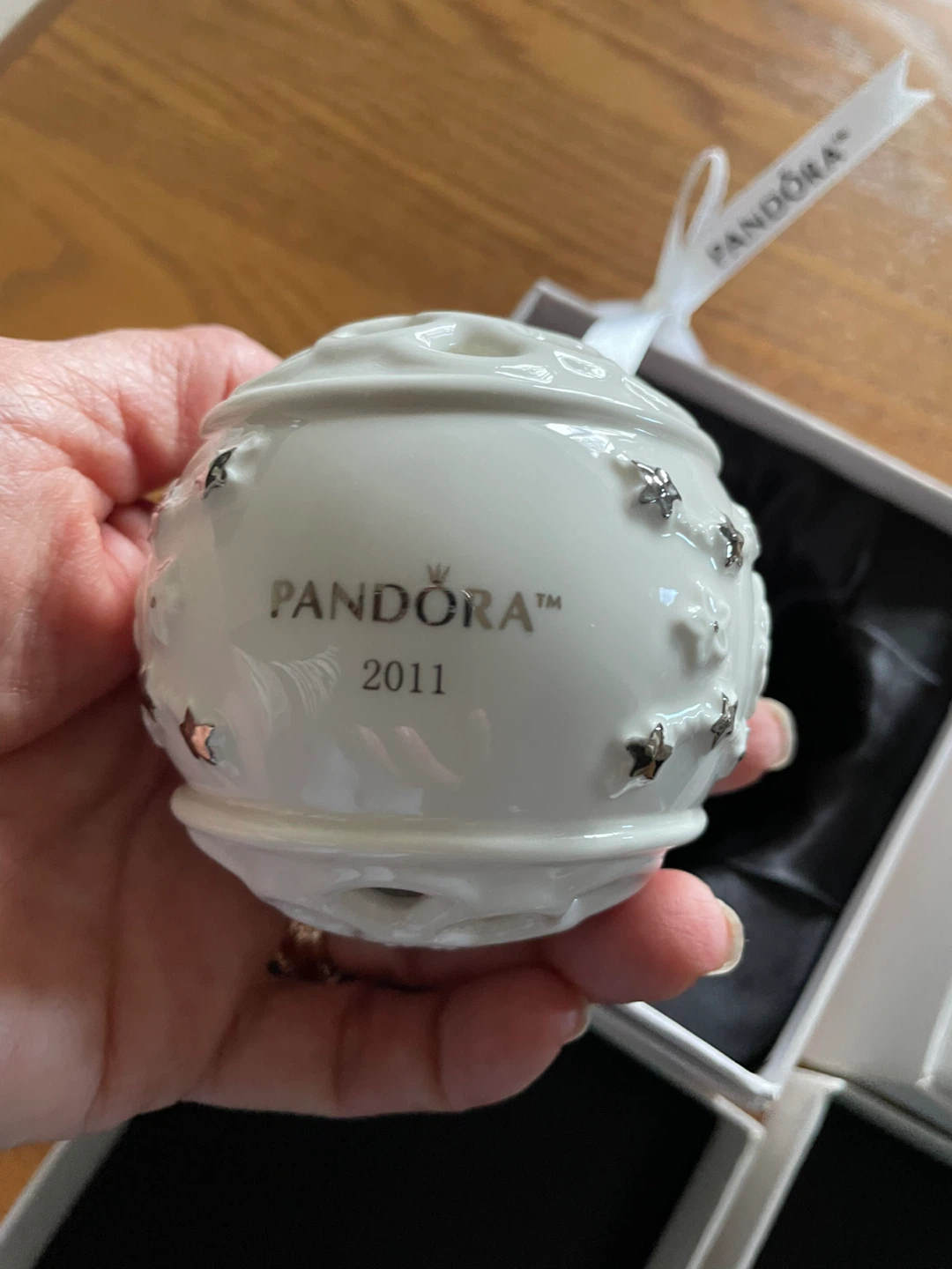 Pandora 2011 Christmas Ornament Set