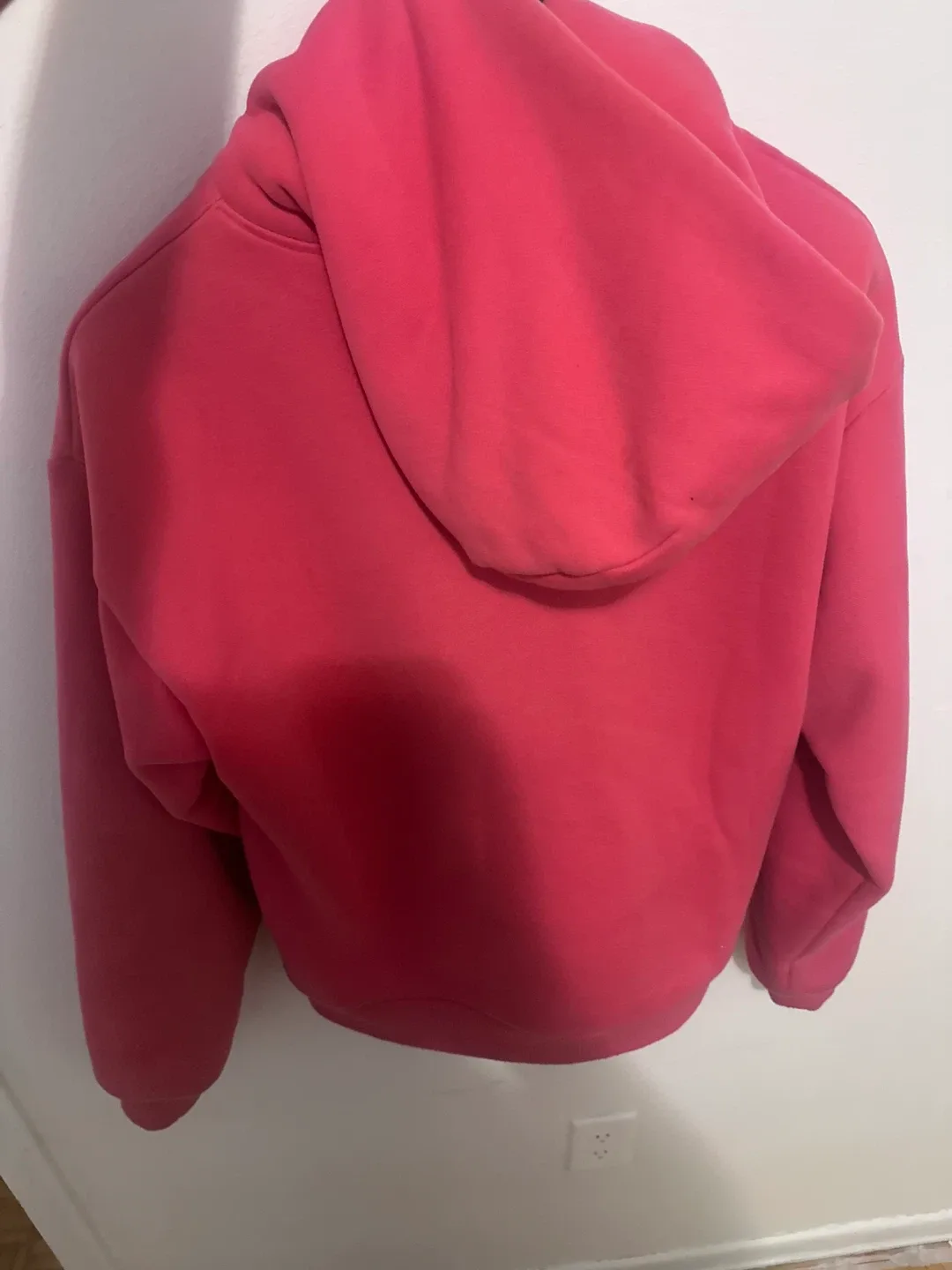 Spider Pink Hoodie image indicator(3)