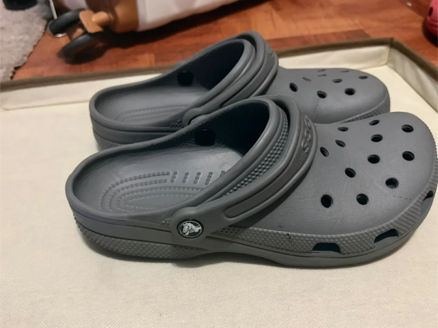 Crocs Classic Clog - Gray image indicator(3)