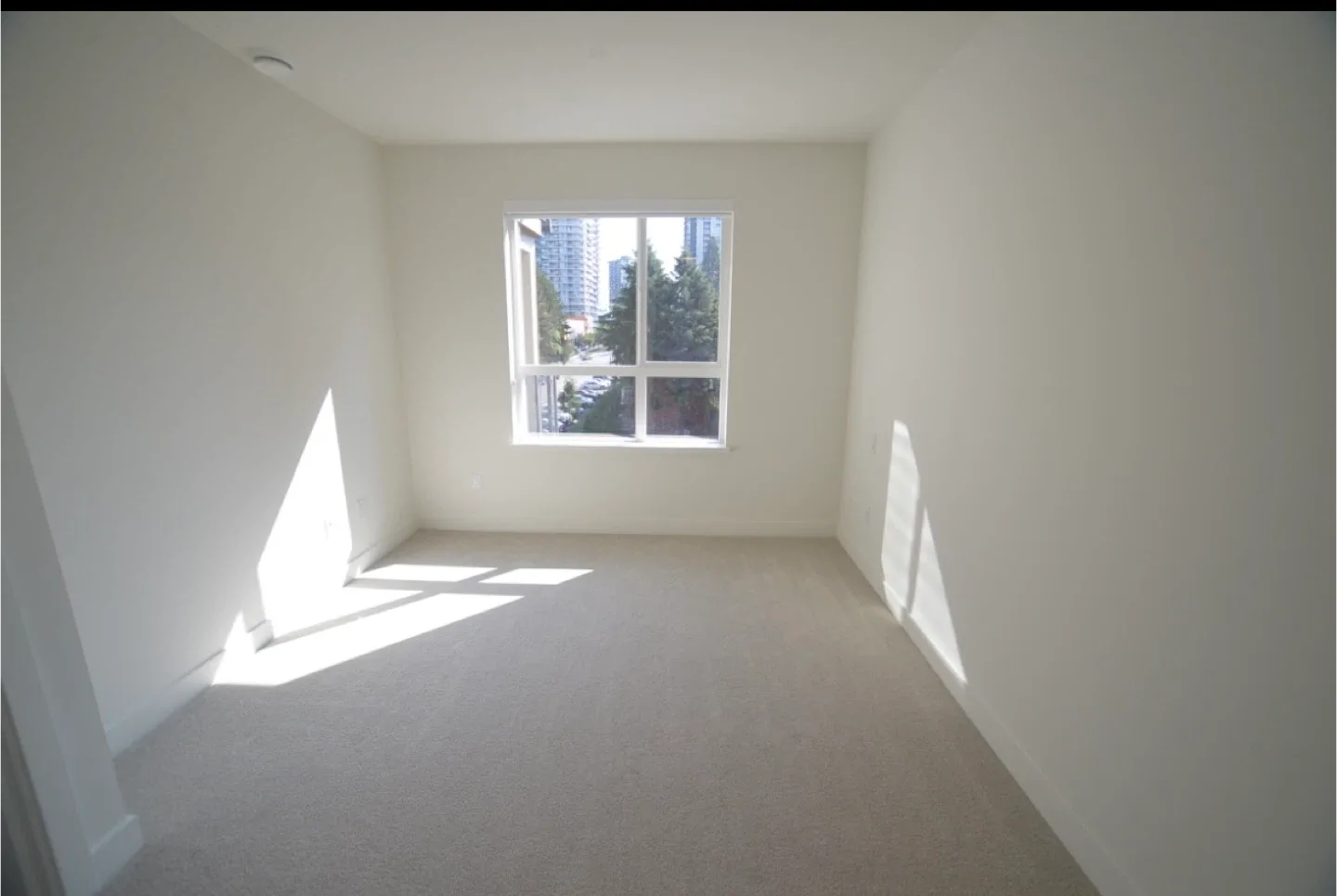 1bed + den new condo near Surrey central rental image indicator(5)