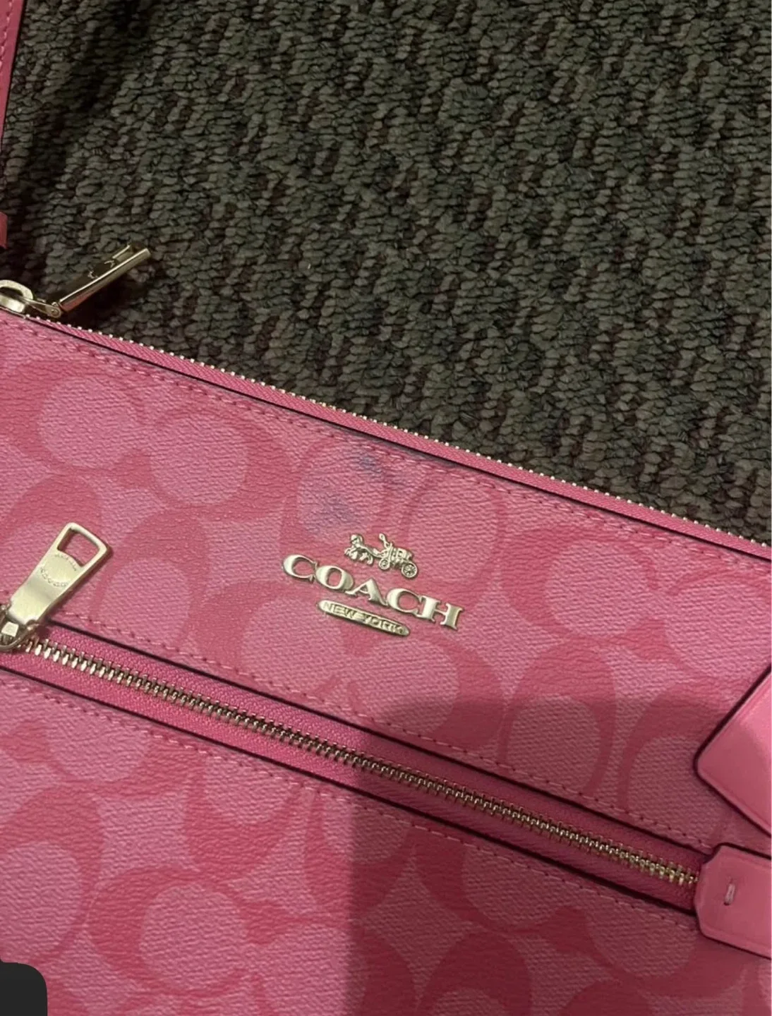 Coach Pink Crossbody Bag image indicator(2)