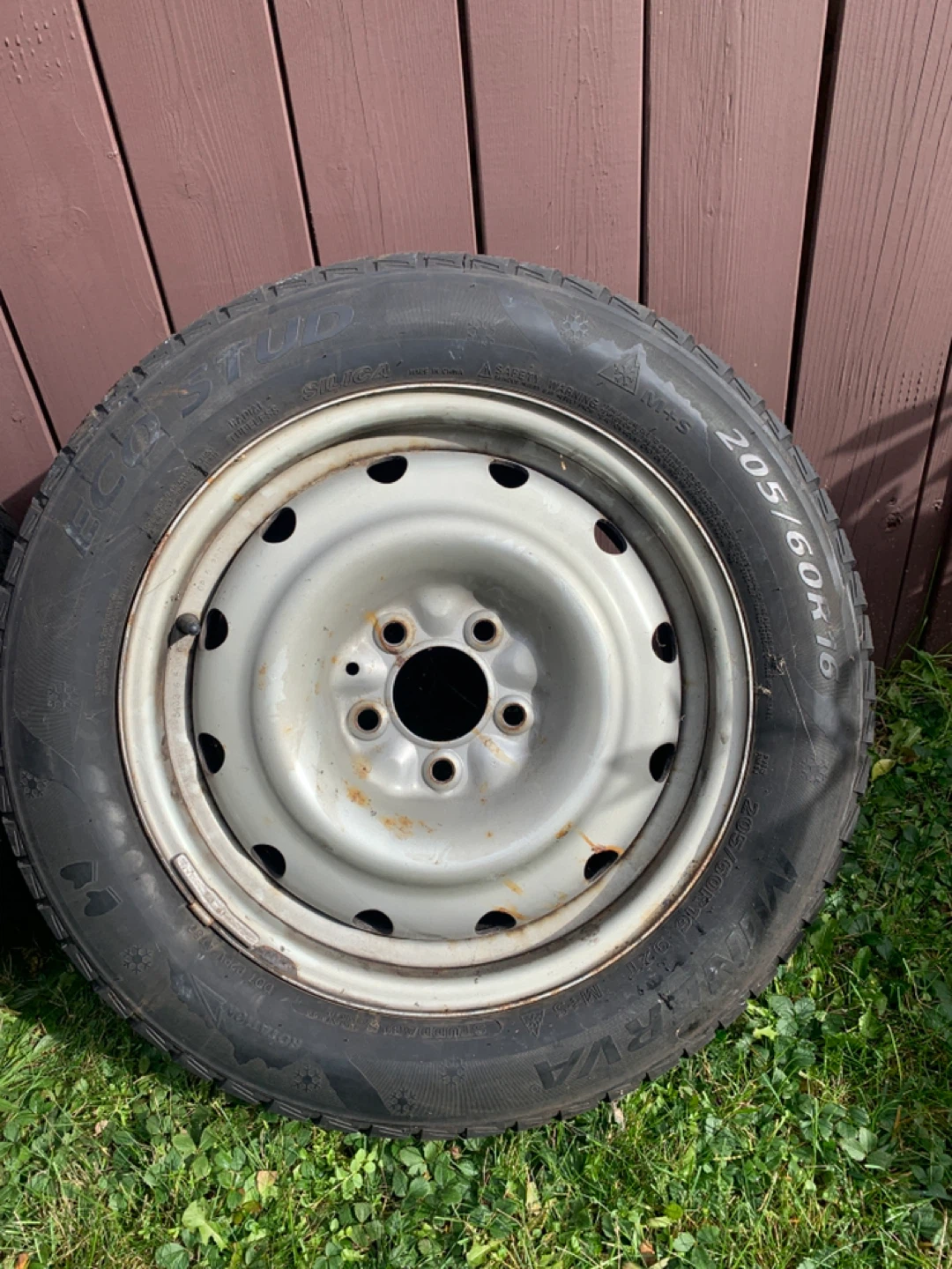 Used winter tires and rims - photo 2