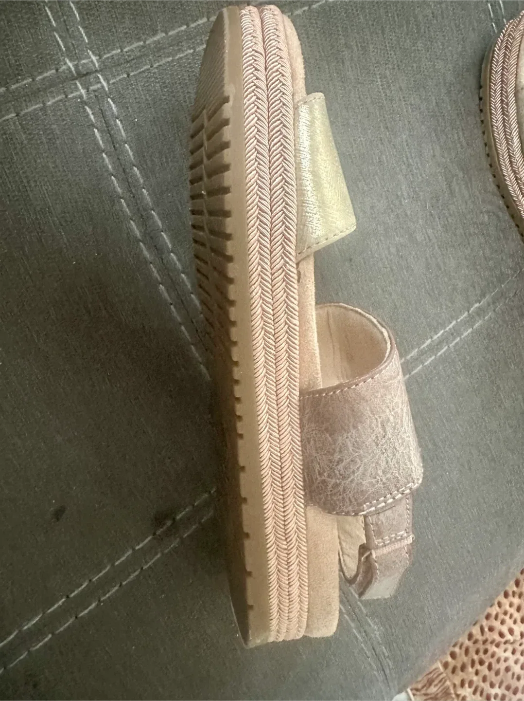 Soul Naturalizer Sandals, Size 7.5 image indicator(2)