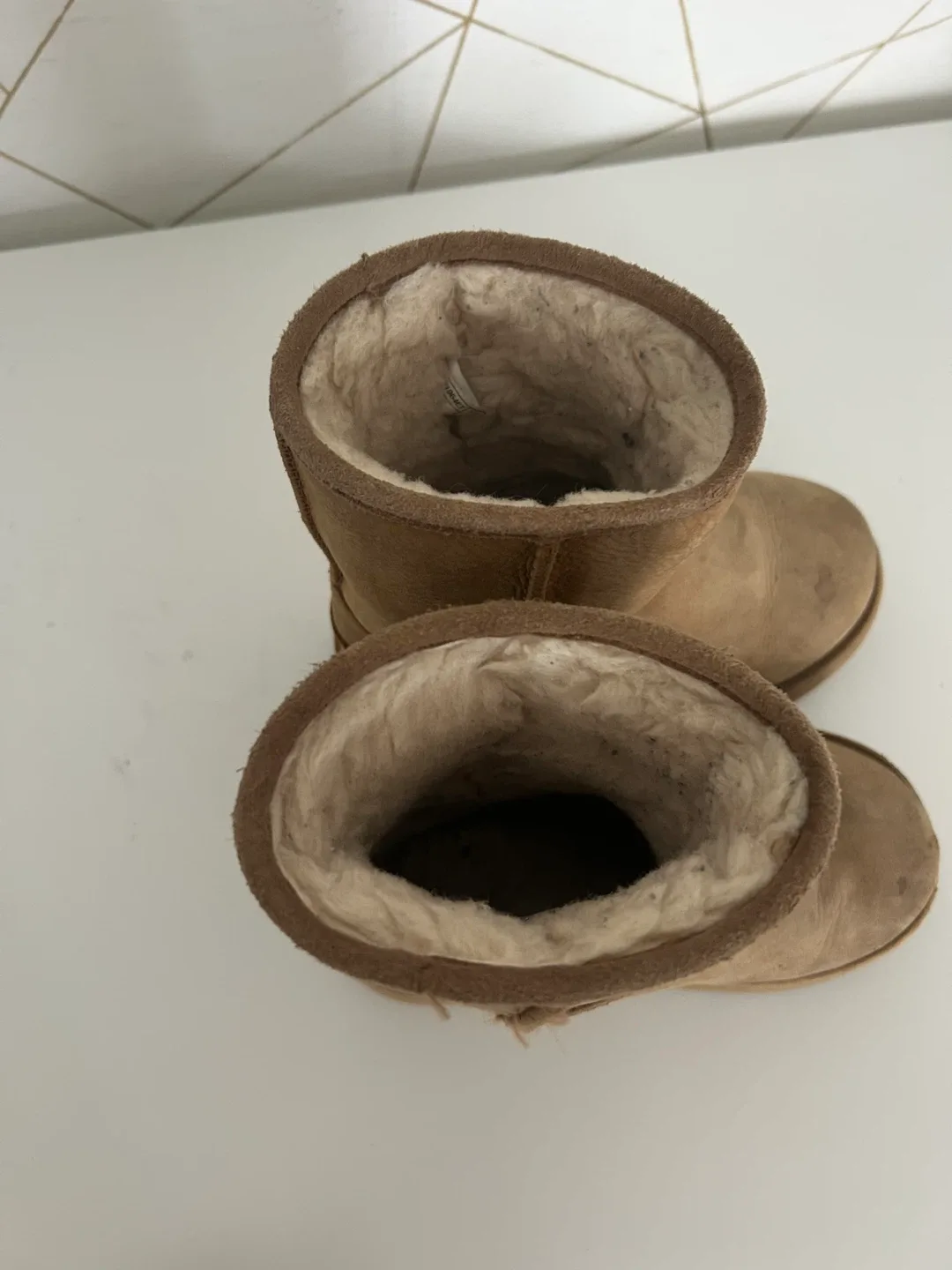 UGG Classic Short Boots - Size 11 image indicator(3)