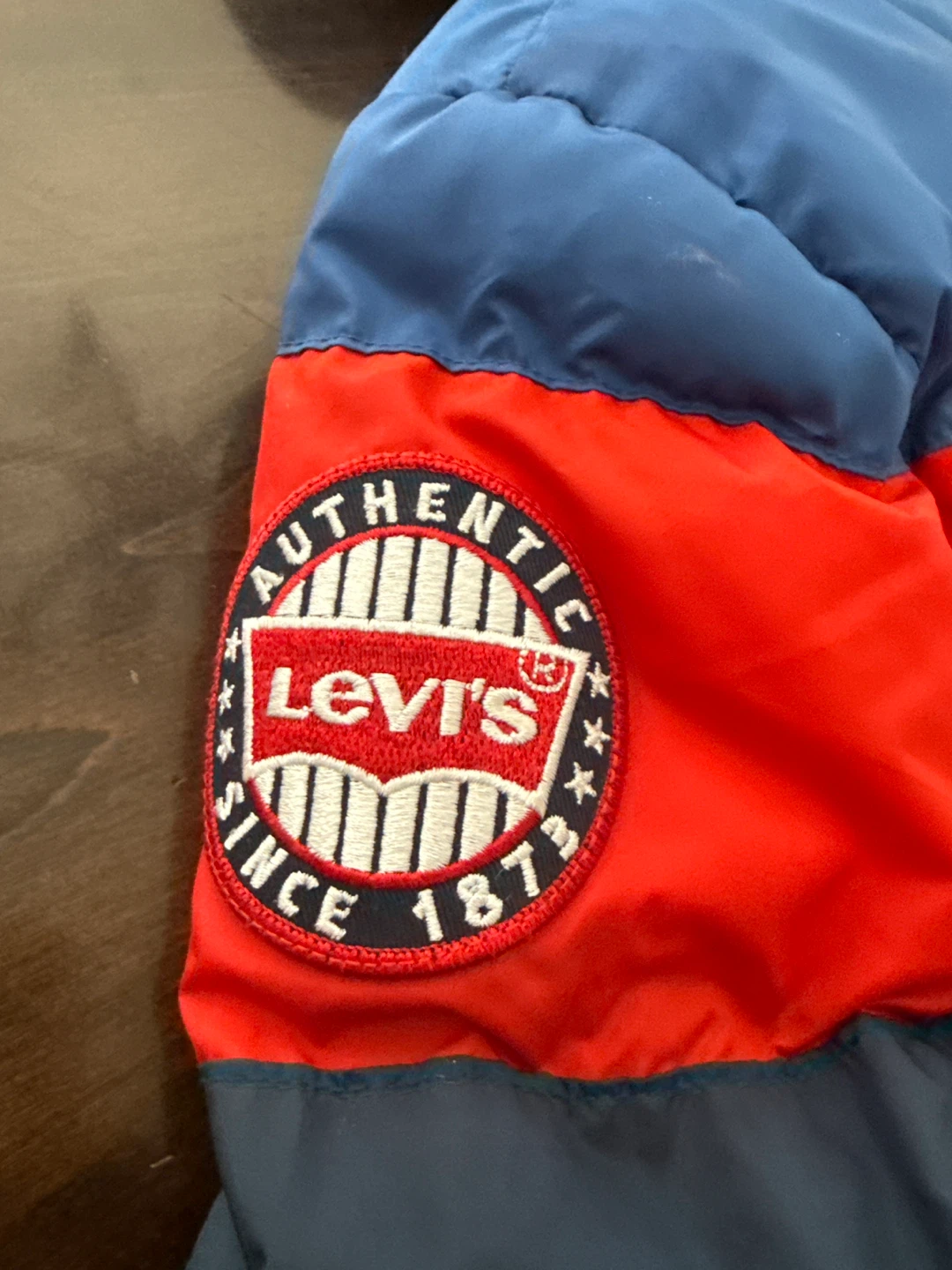 Levi's Puffer Jacket - Size L (12-13 yrs) - photo 4