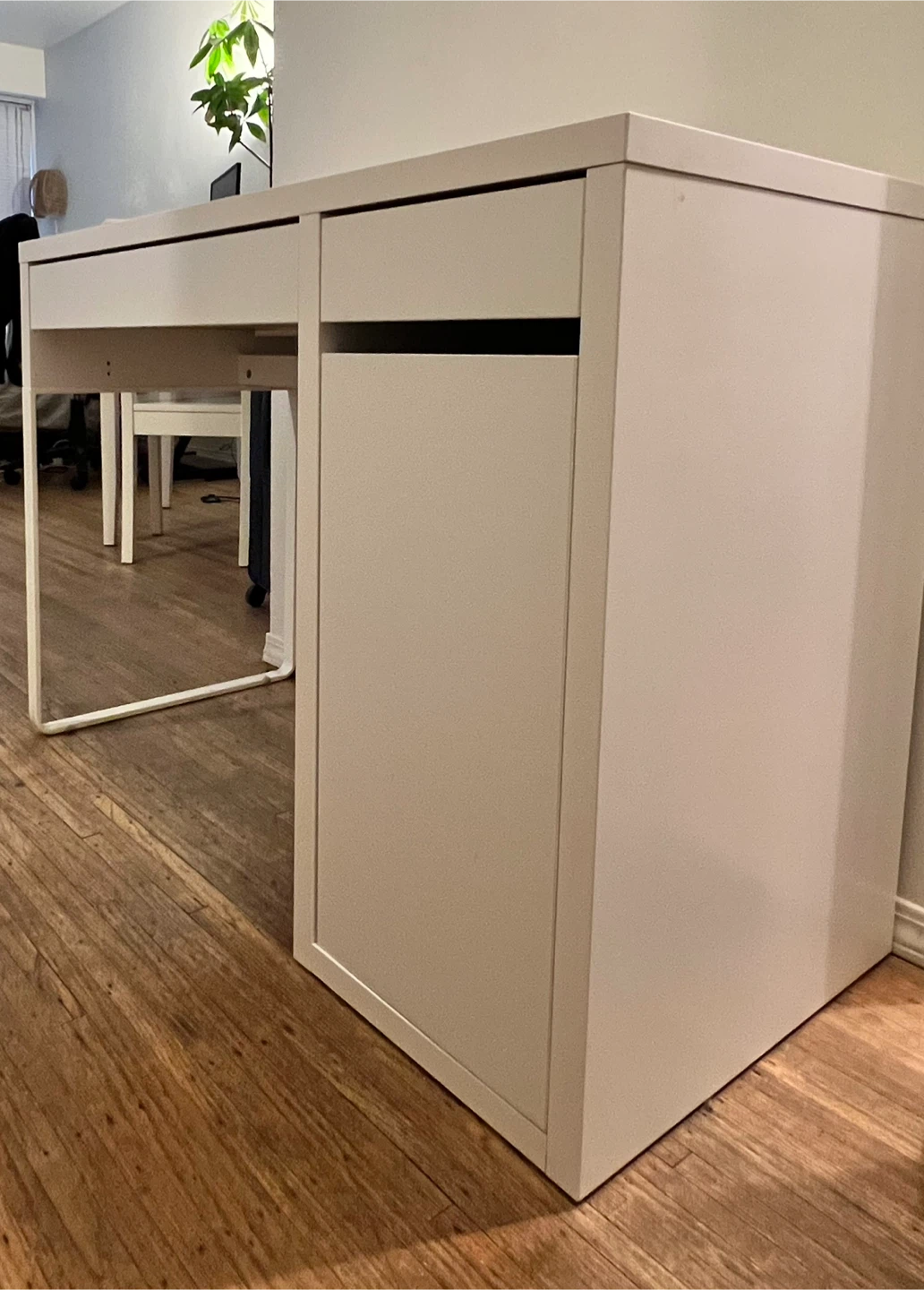 IKEA White Desk - 41 1/8"
