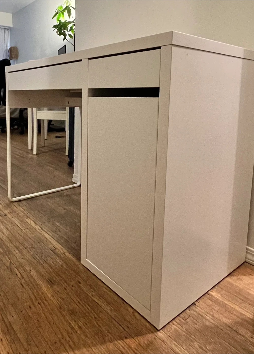 IKEA White Desk - 41 1/8"