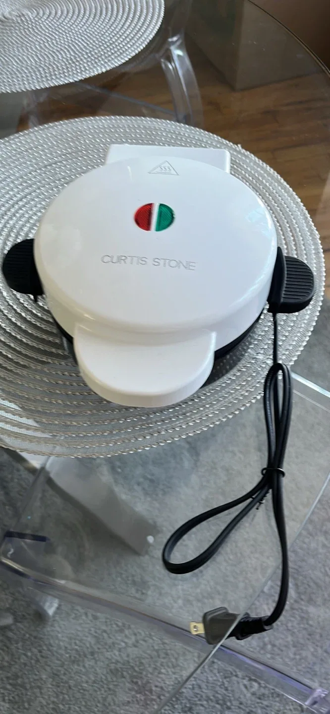 Curtis Stone Waffle Maker thumbnail