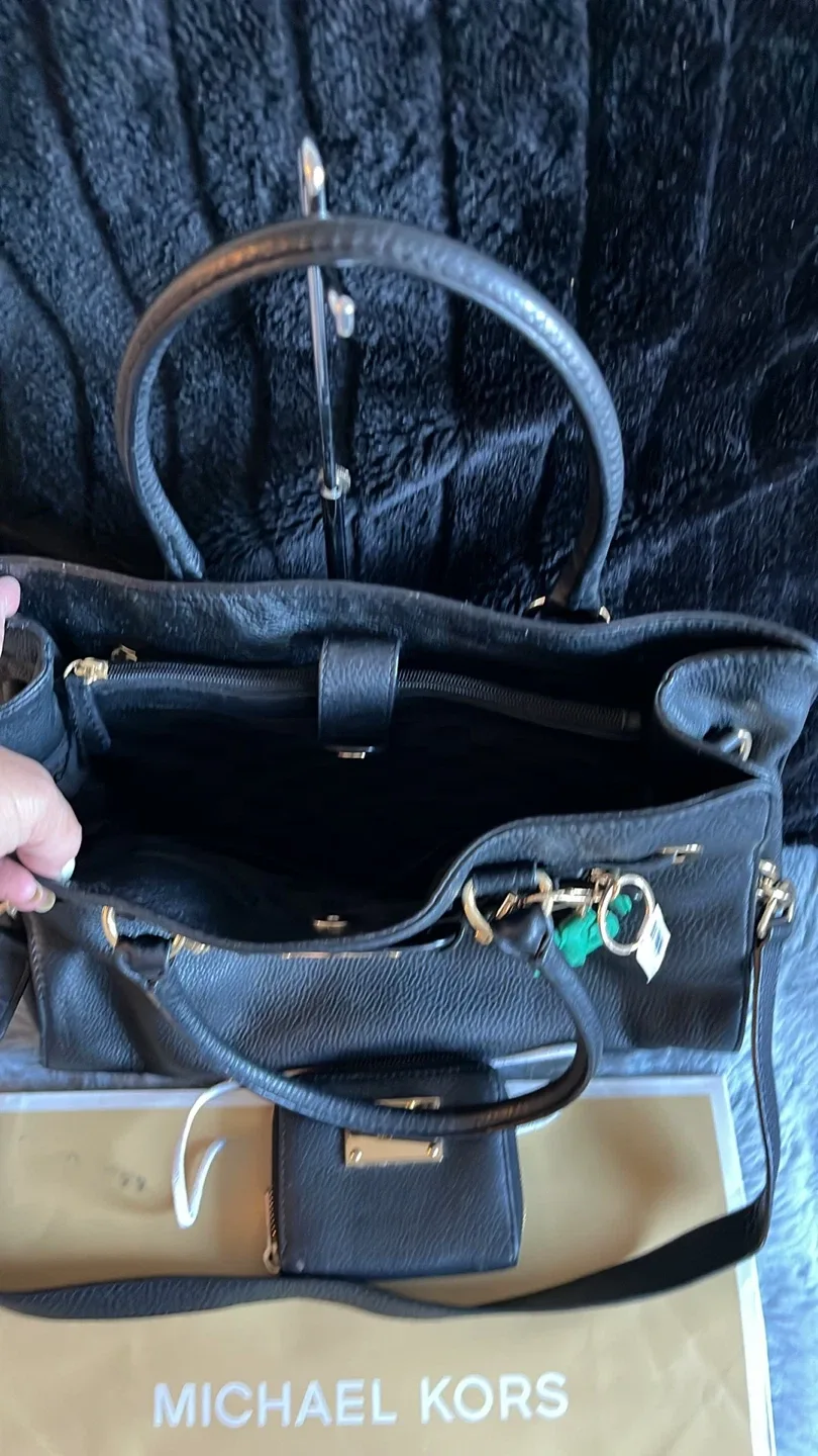 Michael Kors Black Leather Handbag & Wallet