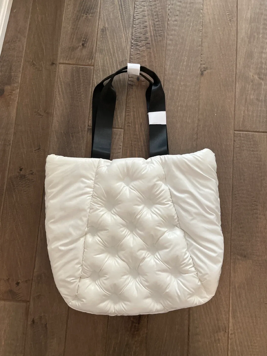 18” White Padded Tote Bag