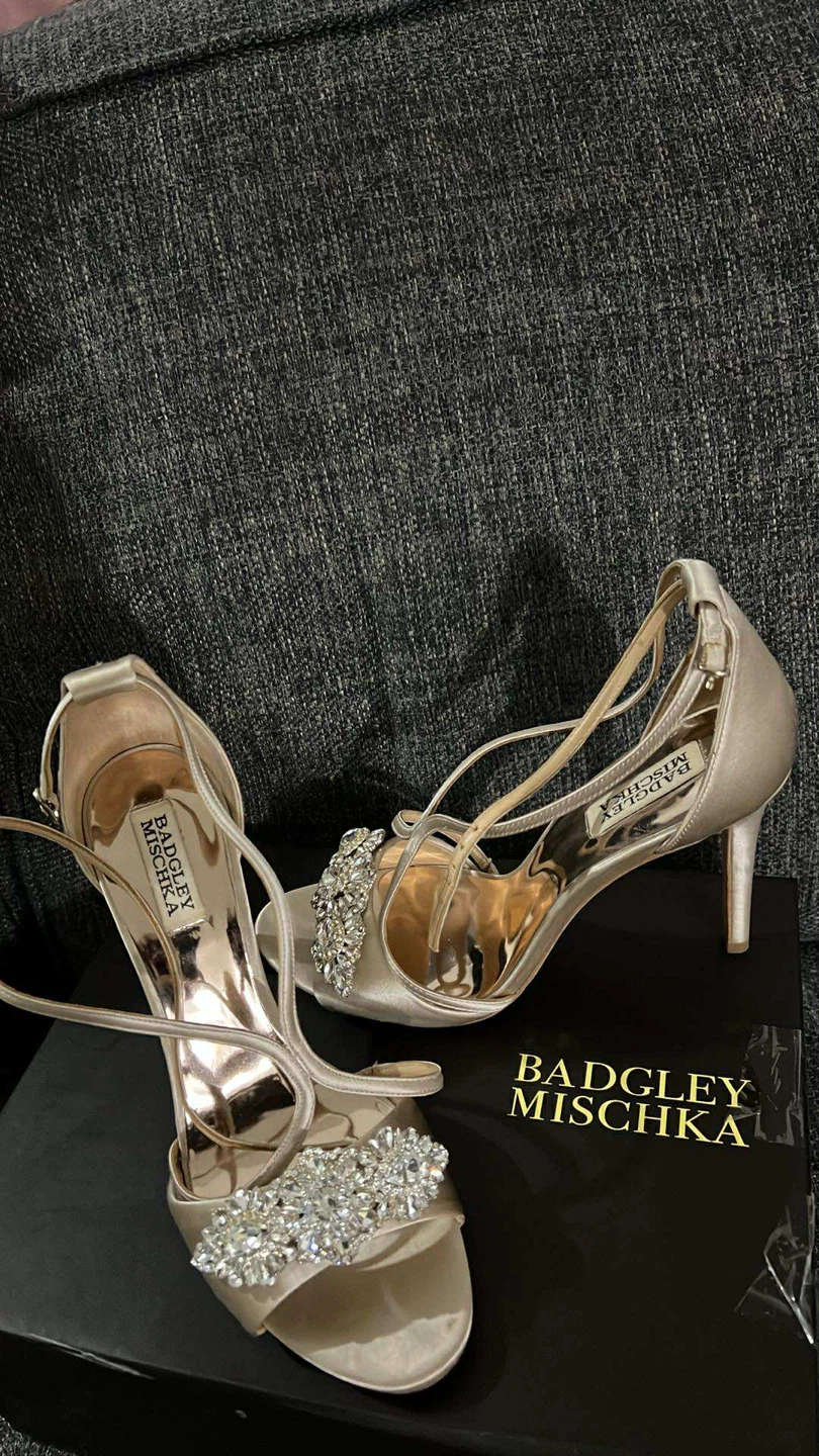 Badgley Mischka Heels - Size 8.5 - photo 2
